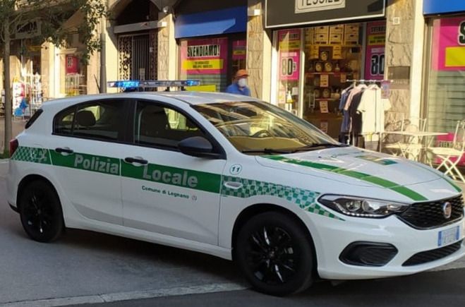 Controlli notturni sull’Asse del Sempione: due denunce per guida in stato di ebbrezza e sotto l'effetto di droga Controlli notturni sull’Asse del Sempione: due denunce per guida in stato di ebbrezza e sotto l'effetto di droga
