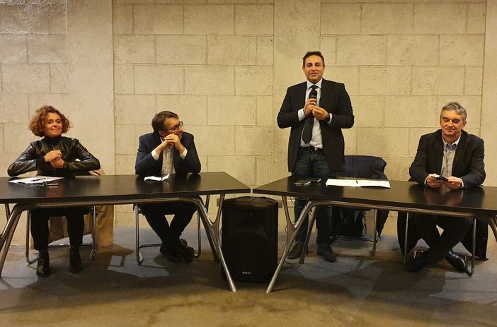 FOTO E VIDEO Il Pd e le elezioni regionali: «Impresa possibile». Astuti: «Non c’è tempo da perdere» FOTO E VIDEO Il Pd e le elezioni regionali: «Impresa possibile». Astuti: «Non c’è tempo da perdere»