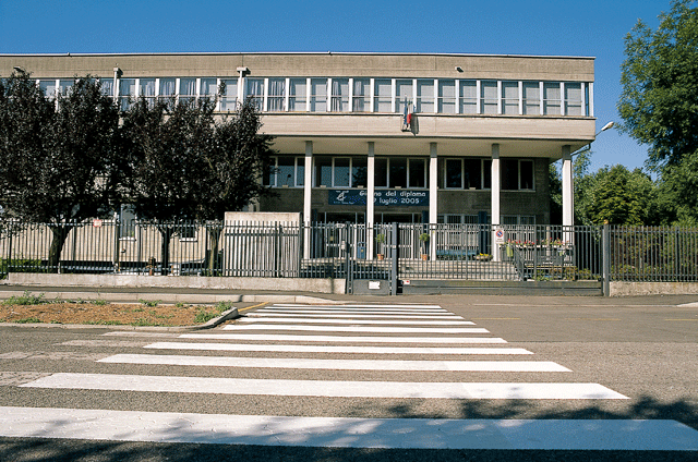 Busto, Noi del Tosi e Fondazione Merlini premiano oltre 120 studenti Busto, Noi del Tosi e Fondazione Merlini premiano oltre 120 studenti