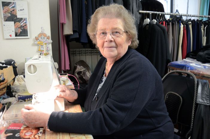 Blitz della polizia, sequestrati 44 chili di hashish. Era la droga per rifornire lo spaccio nei boschi