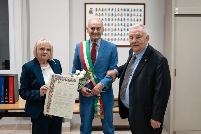 Nozze per Audio Porfidio. Oggi ha sposato Annalisa Nozze per Audio Porfidio. Oggi ha sposato Annalisa