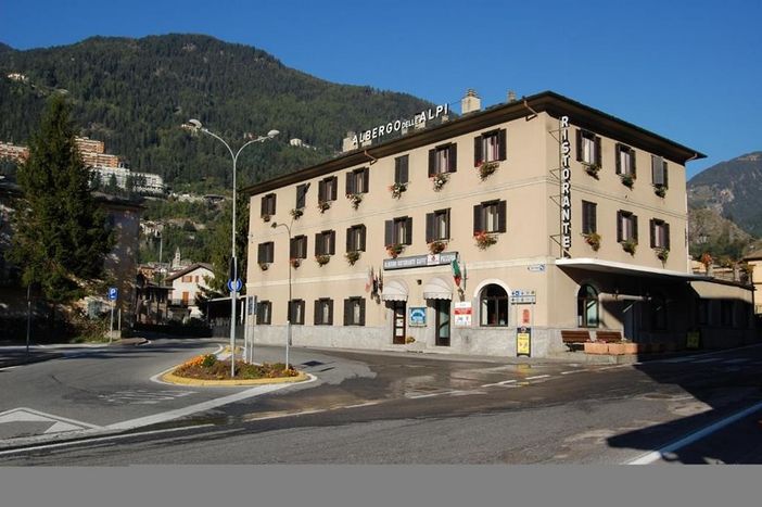 La Pro Patria si prepara ancora a Sondalo. Raduno il 16, ritiro in Valtellina dal 18 luglio La Pro Patria si prepara ancora a Sondalo. Raduno il 16, ritiro in Valtellina dal 18 luglio