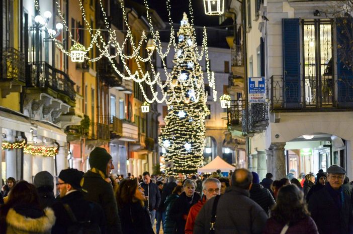COSA FARE NEL WEEKEND. Benvenuto dicembre: lucine, mercatini di Natale, spettacoli, musica e tanti appuntamenti per entrare nel clima delle Feste