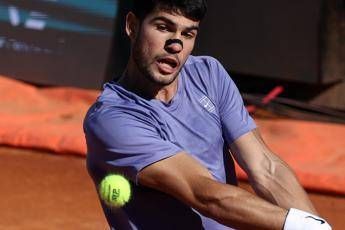 Alcaraz e la rivalità con Sinner: "Non siamo amici. Lui deluso? Io non l'ho sentito" Alcaraz e la rivalità con Sinner: "Non siamo amici. Lui deluso? Io non l'ho sentito"