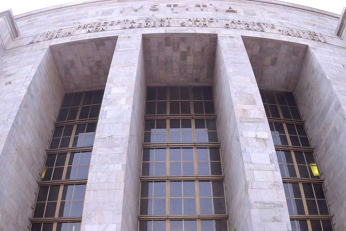 Mistero del drone russo su Ispra: la Procura di Milano indaga su altri voli sospetti sul lago Maggiore. Ed è caccia al "manovratore"