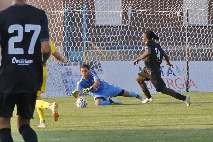 Uno scatto della partita con la Castellanzese (foto Castellanzese/Aldo Massarutto–Nico Trotta) Uno scatto della partita con la Castellanzese (foto Castellanzese/Aldo Massarutto–Nico Trotta)