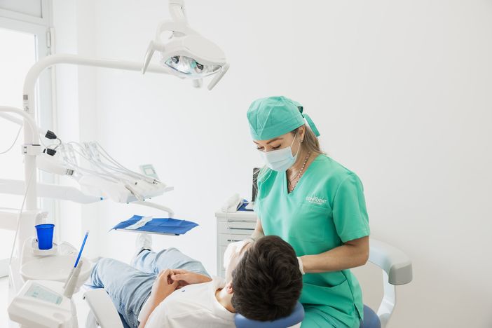Conosciamo Confident: il dentista di fiducia per migliaia di famiglie