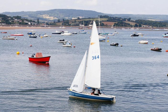 Tognazzi Marine Village: Scopri l'arte della Vela a Roma