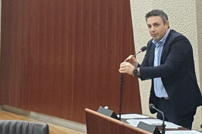 Stazione di Malnate, Astuti (Pd): «Inaccettabile che due ragazzi con disabilità restino bloccati sul treno. Fondamentale garantire l’accessibilità» Stazione di Malnate, Astuti (Pd): «Inaccettabile che due ragazzi con disabilità restino bloccati sul treno. Fondamentale garantire l’accessibilità»