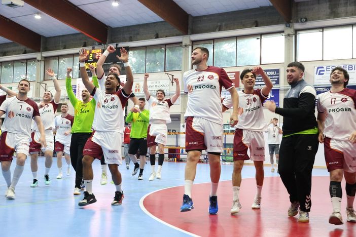 Handball Cassano Magnago, il dopo scudetto è in salita: appello al territorio Handball Cassano Magnago, il dopo scudetto è in salita: appello al territorio