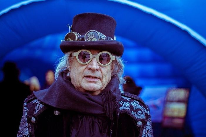 Le regole dell’illusione: l’Università dell’Insubria propone un viaggio tra magia, matematica e mente Le regole dell’illusione: l’Università dell’Insubria propone un viaggio tra magia, matematica e mente