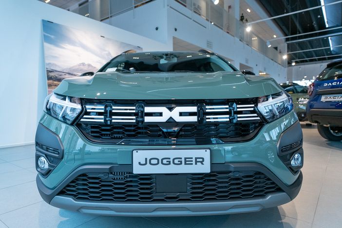 Dacia, un mondo che cresce. Chiedi un test drive a Paglini Store per esplorarlo