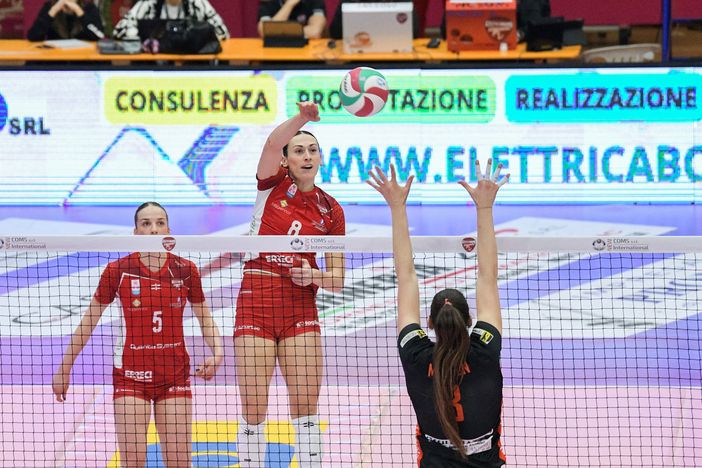 Futura Volley Giovani pronta alla sfida contro l'Itas Trentino, con il supporto dei tifosi al Sanbapolis Futura Volley Giovani pronta alla sfida contro l'Itas Trentino, con il supporto dei tifosi al Sanbapolis
