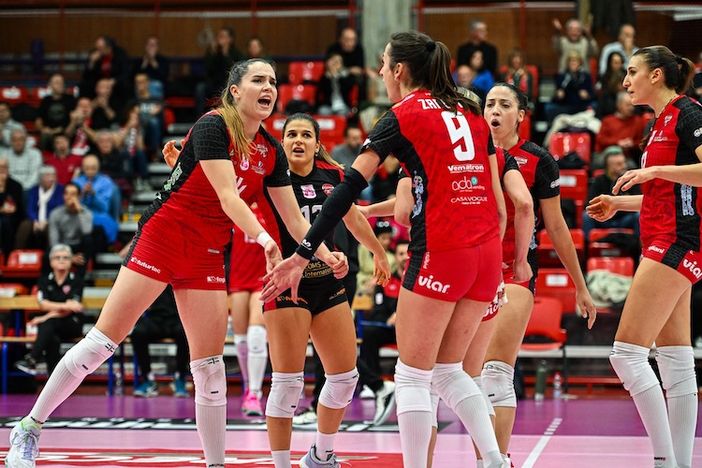 Futura in campo lunedì. Al PalaBorsani arriva AltaFratte Futura in campo lunedì. Al PalaBorsani arriva AltaFratte