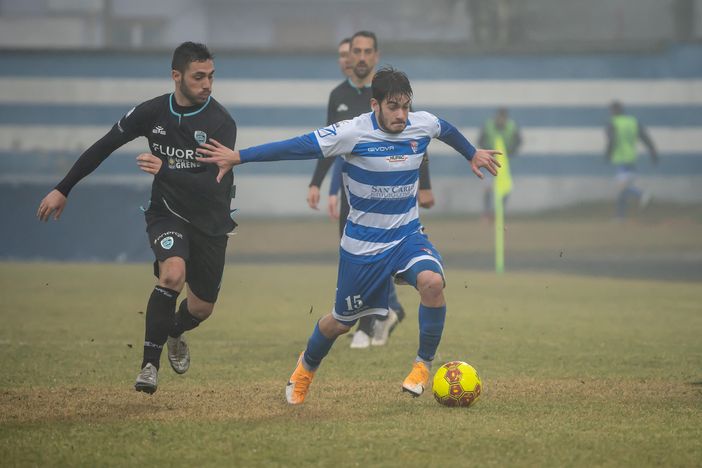 Una battaglia fino all'ultimo la partita contro l'Olbia, ma la Pro ha vinto con ordine ed equilibrio (foto di Marco Giussani) Una battaglia fino all'ultimo la partita contro l'Olbia, ma la Pro ha vinto con ordine ed equilibrio (foto di Marco Giussani)