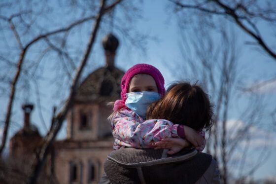 Linea dura anche dopo Pasqua: niente zone gialle fino a maggio. Per i più piccoli riaprono le scuole anche in fascia rossa, ma con test rapido