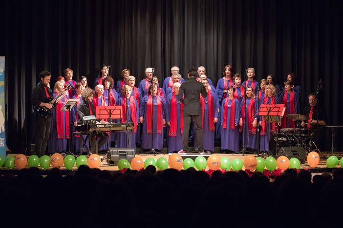 Torna il concerto gospel di Natale dei Joyful Singers Torna il concerto gospel di Natale dei Joyful Singers