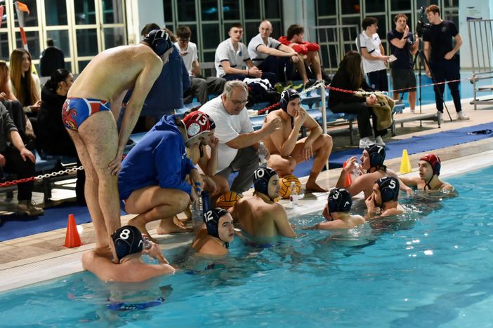 Rari Nantes Legnano sconfitta da Novara. Ora testa agli scontri salvezza Rari Nantes Legnano sconfitta da Novara. Ora testa agli scontri salvezza
