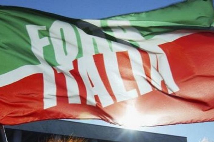 Forza Italia a Gallarate, il congresso tra veleni e divisioni irrisolte