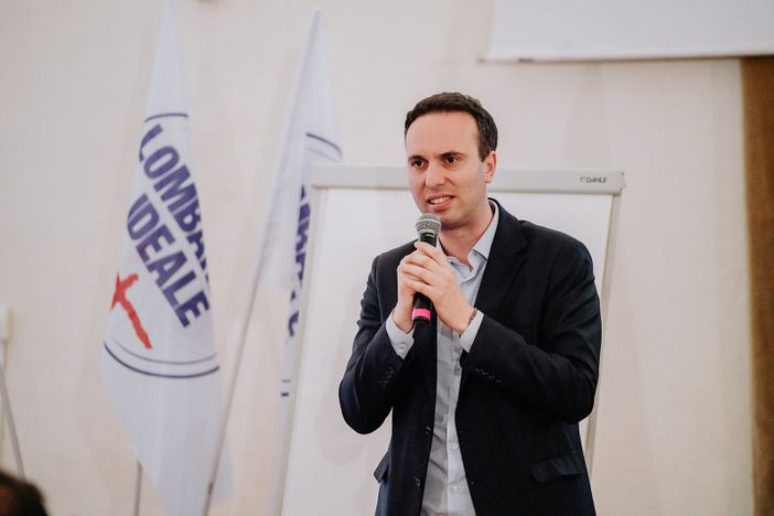 Giacomo Cosentino Giacomo Cosentino