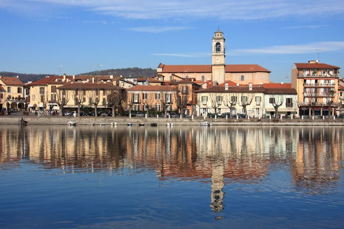 Mercato immobiliare &quot;vivo&quot; a Sesto Calende e Angera e non solo per le seconde case