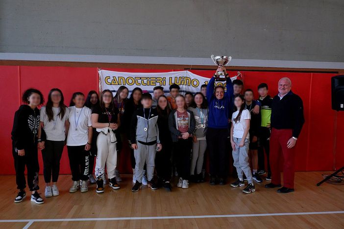 L’Istituto Giovanni XXIII di Marchirolo vince il 3° Campionato Interscolastico Indoor firmato Canottieri Luino L’Istituto Giovanni XXIII di Marchirolo vince il 3° Campionato Interscolastico Indoor firmato Canottieri Luino