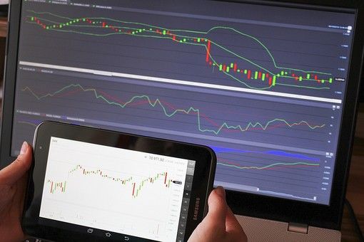 Formazione e investimenti: boom di ricerche online per i corsi di trading