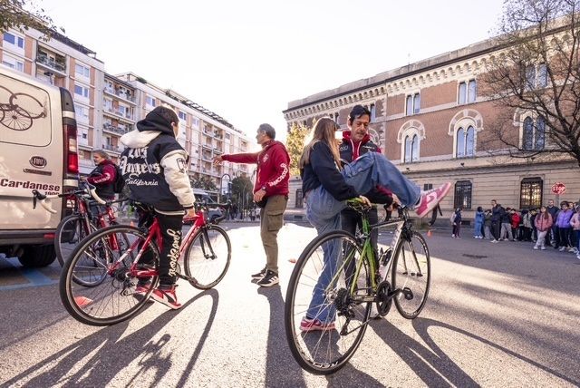 “Bici in Comune”, il primo colpo di pedale è con le scuole