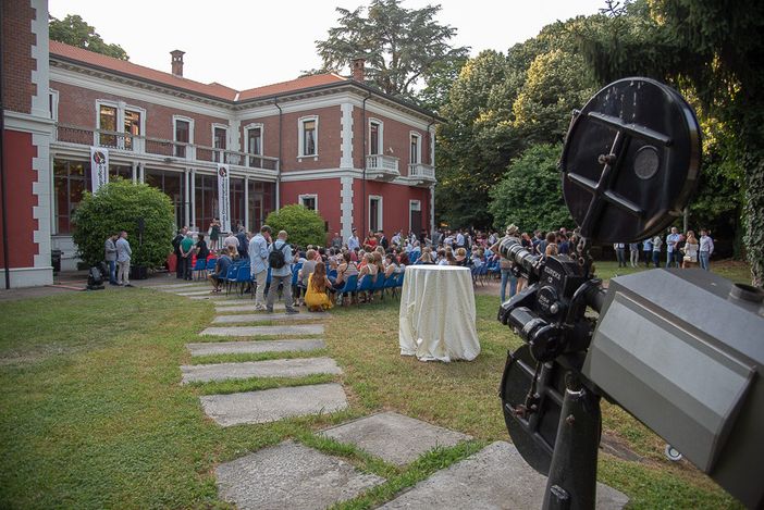 Riprende l'attività all'Icma di Busto. Lezioni online, slitta la ripartenza di laboratori ed esercitazioni Riprende l'attività all'Icma di Busto. Lezioni online, slitta la ripartenza di laboratori ed esercitazioni