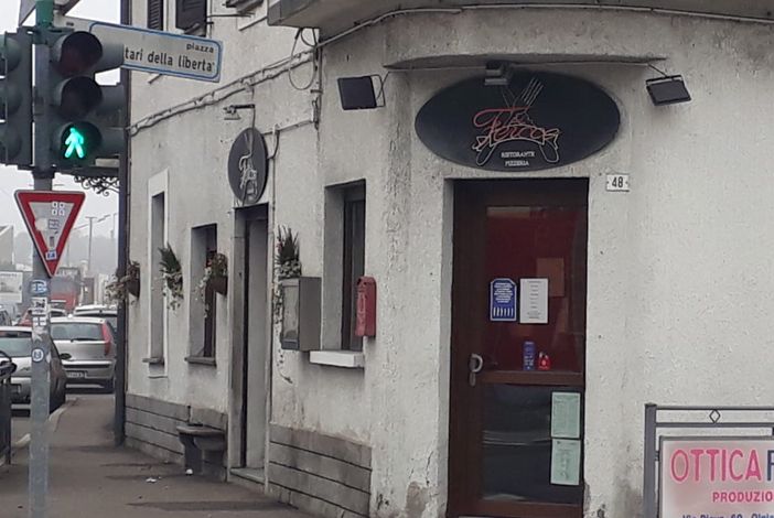 I problemi dei ristoratori, tra bollette, materie prime e pochi clienti. «Difficoltà anche a farci consegnare la legna» I problemi dei ristoratori, tra bollette, materie prime e pochi clienti. «Difficoltà anche a farci consegnare la legna»