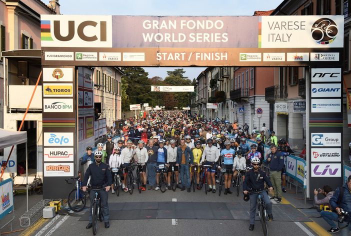 Ivan Basso presenta la Granfondo Tre Valli Varesine-Eolo del 3 ottobre: «Una gara che sento mia, immersa nella provincia &quot;dei laghi&quot;»