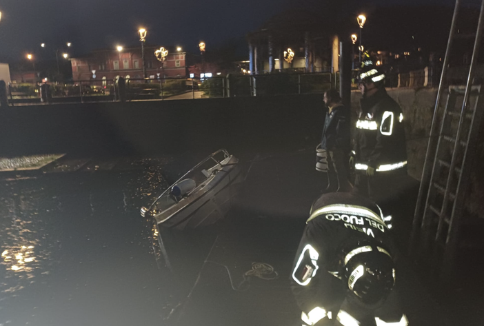 I vigili del fuoco in azione nel Luinese