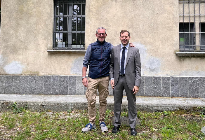 Monti visita l’Isolino Virginia: «Importante asset di sviluppo turistico ed economico in vista del risanamento completo del lago»