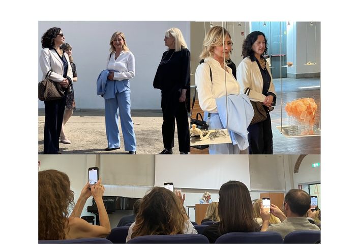 La visita negli spazi espositivi (foto per cortesia del Comune) e un momento della presentazione La visita negli spazi espositivi (foto per cortesia del Comune) e un momento della presentazione