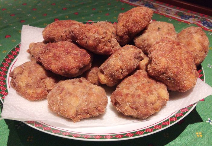 Le polpette di carne o mondeghili Le polpette di carne o mondeghili