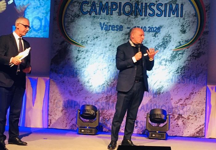 Marotta premiato alle Ville Ponti nella sua Varese nella serata dei Campionissimi andata in scena lo scorso ottobre