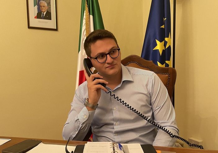 Il sindaco di Barasso Lorenzo Di Renzo Scolari Il sindaco di Barasso Lorenzo Di Renzo Scolari