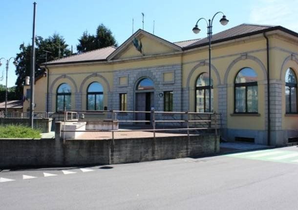 Investimenti su transizione digitale e scuola nella variazione al bilancio di Venegono Superiore