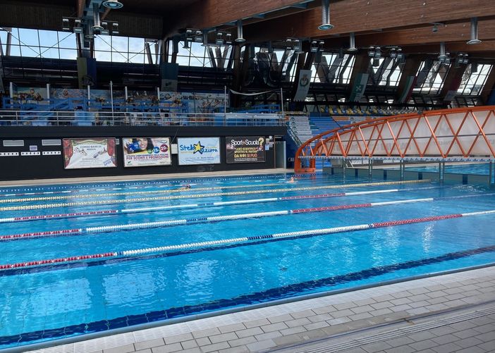 Addio Sport Management, inizia l'era Forus Italia alla piscina Manara di Busto