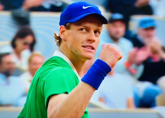 Sinner batte Bublik e raggiunge Musetti: dopo 65 anni due italiani in semifinale al Roland Garros