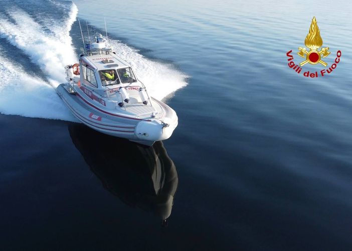 Tragedia nel lago Maggiore, donna muore annegata Tragedia nel lago Maggiore, donna muore annegata