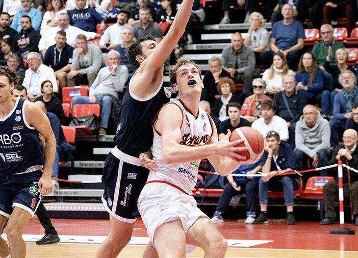 Legnano da urlo, la corazzata Montecatini va a picco