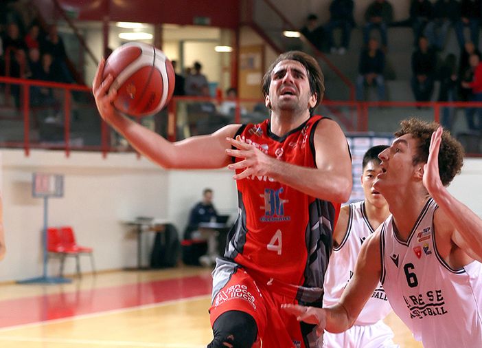Basket, il derby a Legnano ma il Campus Varese lotta fino alla fine Basket, il derby a Legnano ma il Campus Varese lotta fino alla fine