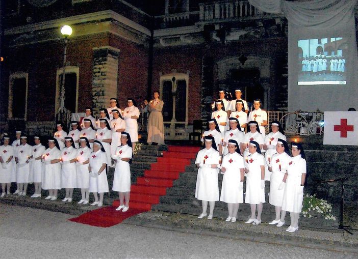 Busto, sabato la cerimonia della “lampada” per le Crocerossine neodiplomate