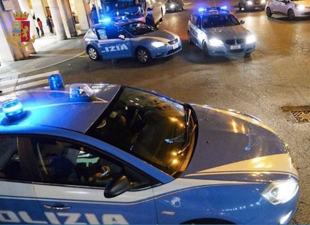 Varese, ancora violenza in centro: dopo la lite un uomo finisce all'ospedale Varese, ancora violenza in centro: dopo la lite un uomo finisce all'ospedale