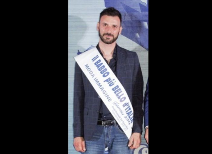 “Il Babbo più bello d’Italia”, un premio per l’artista bustocco Diego Barbati “Il Babbo più bello d’Italia”, un premio per l’artista bustocco Diego Barbati