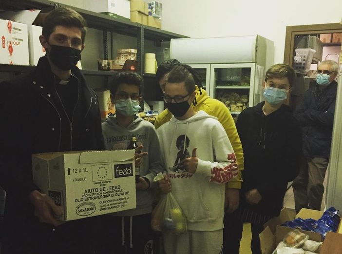 L’impegno dei giovani di Olgiate per i bisognosi