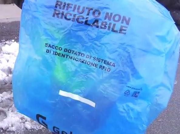 Busto, i gruppi di minoranza interrogano: che ne sarà del sacco col microchip a Sant'Edoardo? Busto, i gruppi di minoranza interrogano: che ne sarà del sacco col microchip a Sant'Edoardo?