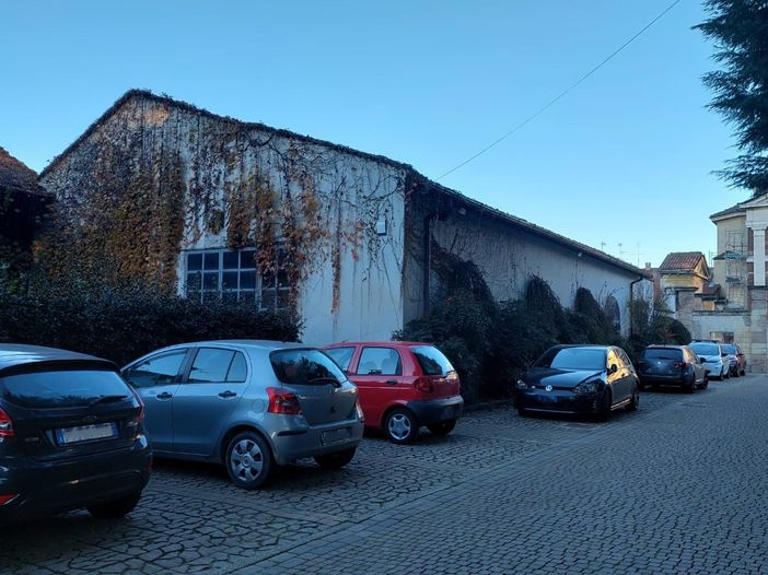 Olgiate: nuova sala polifunzionale per il cortile del Municipio