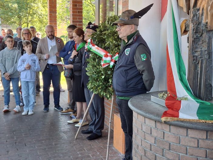 Un momento della cerimonia del 25 aprile dell'anno scorso Un momento della cerimonia del 25 aprile dell'anno scorso